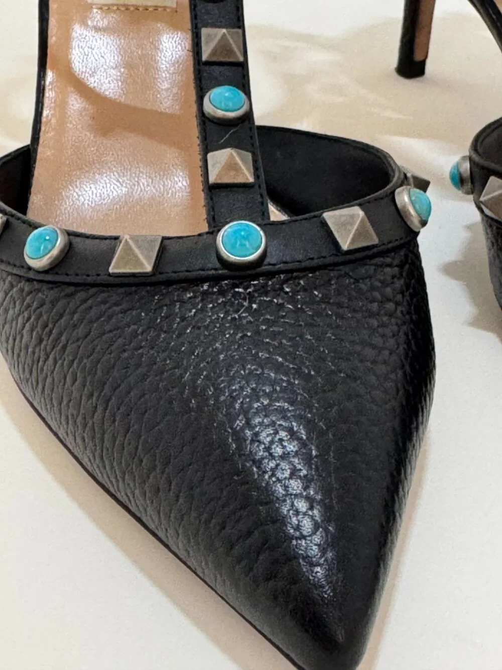 Valentino Garavani Rockstud Rolling Noir Turquoise Leather Pumps IT 36 US 6